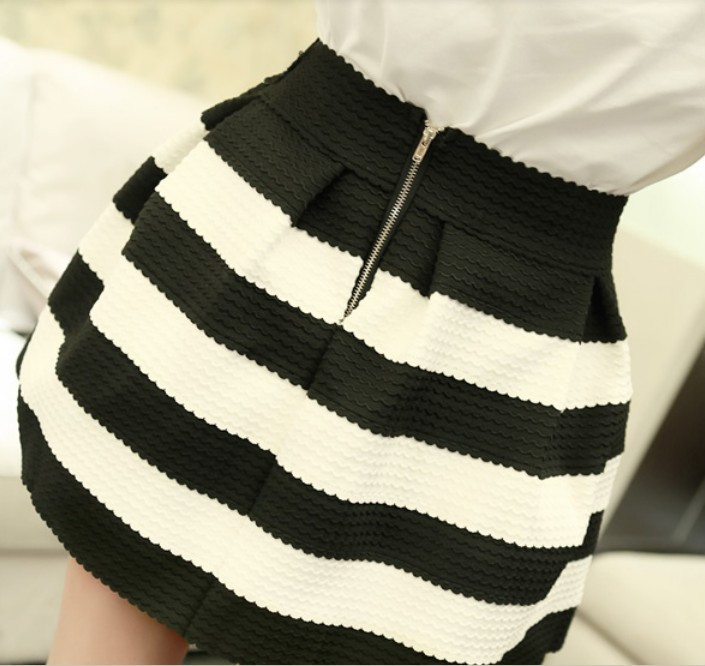 Short Skirt With Stripes In 4 Colors on Luulla
