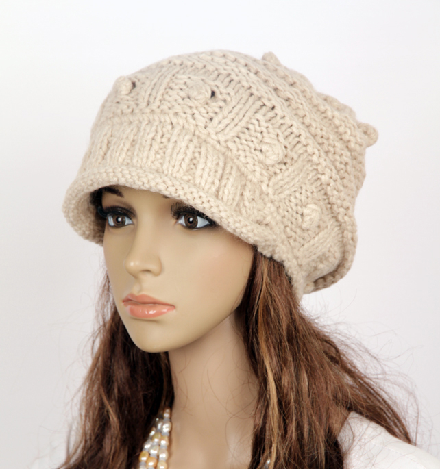 Slouchy Woman Handmade Knitted Hat Cap Beige on Luulla