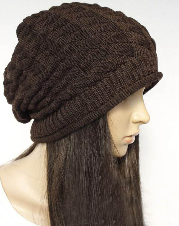 Beige Slouchy Knitted Hat on Luulla