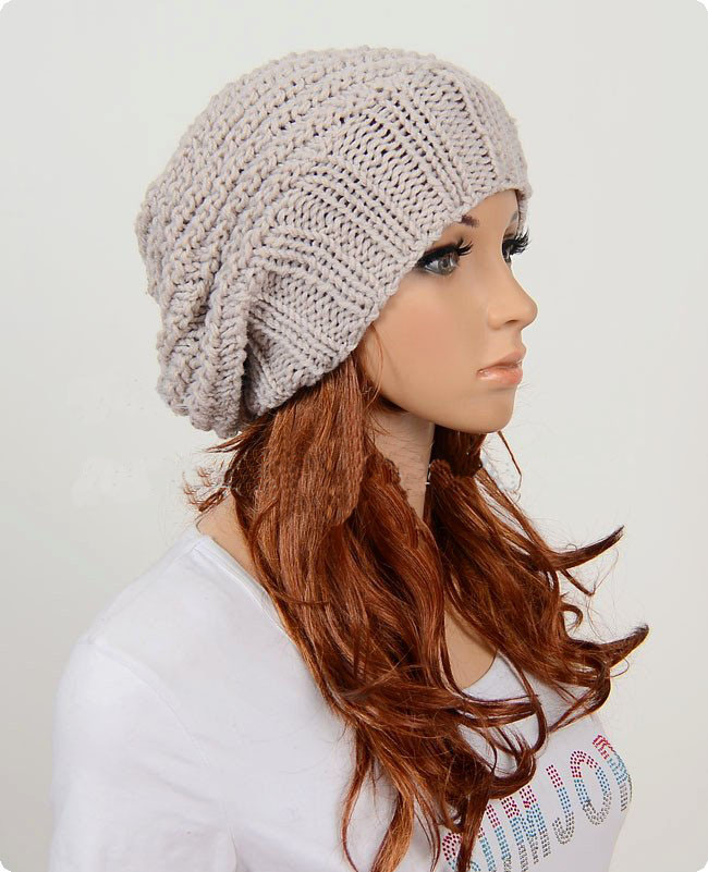 Slouchy Woman Handmade Knitted Hat Clothing Cap Beige on Luulla